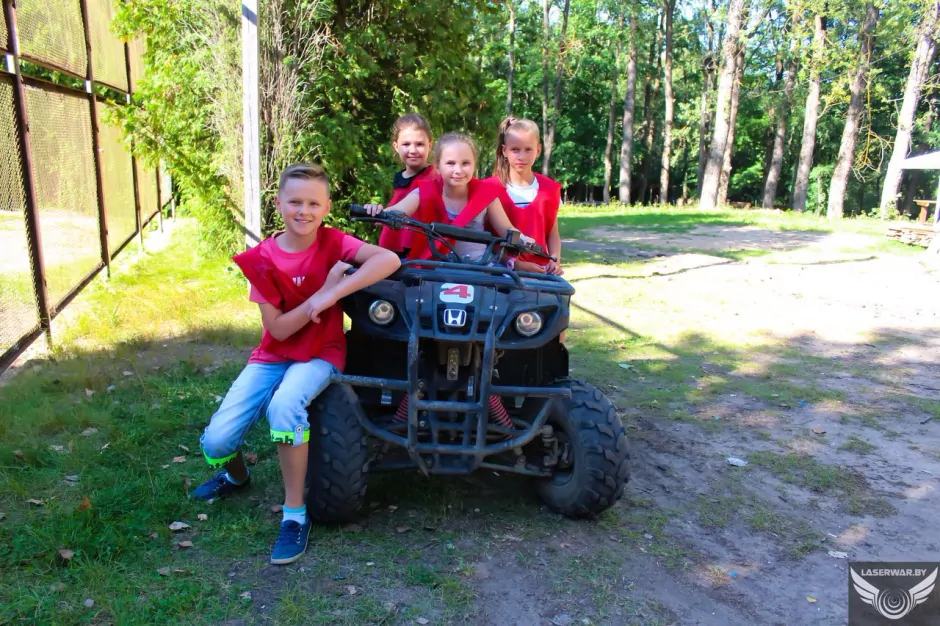 Весёлое катание на квадроцикле в R-парке, Минск