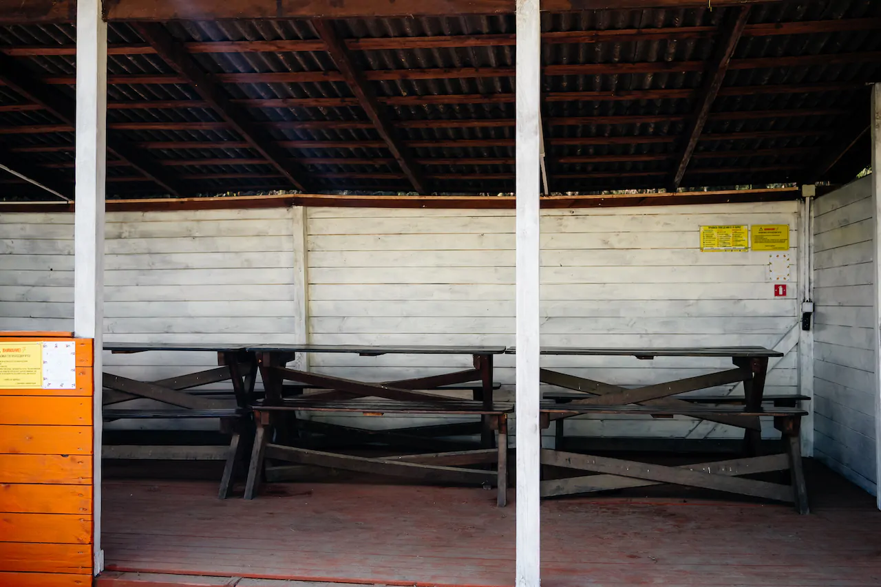 Большая крытая беседка на 55 человек в аренду