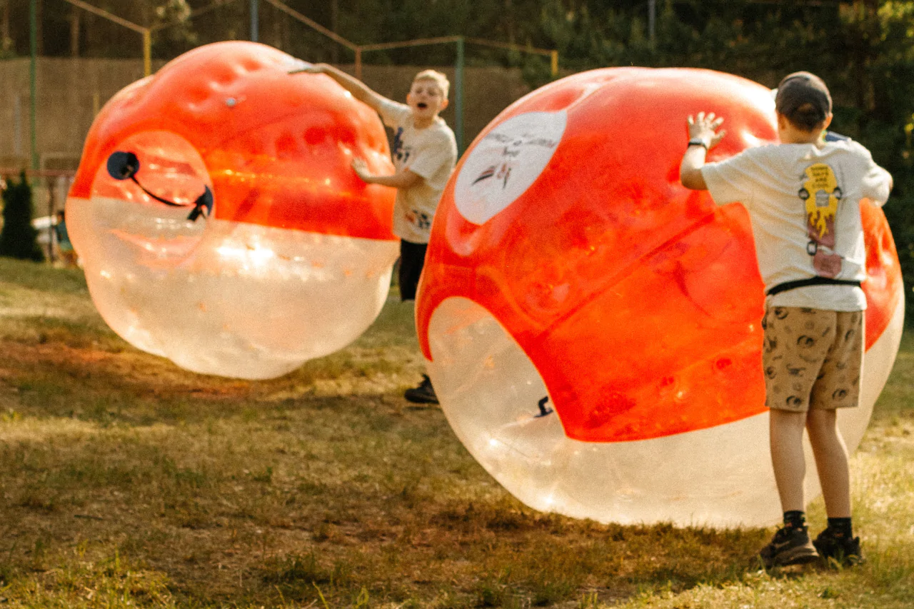 Бампербол для детей и взрослых на корпоративе