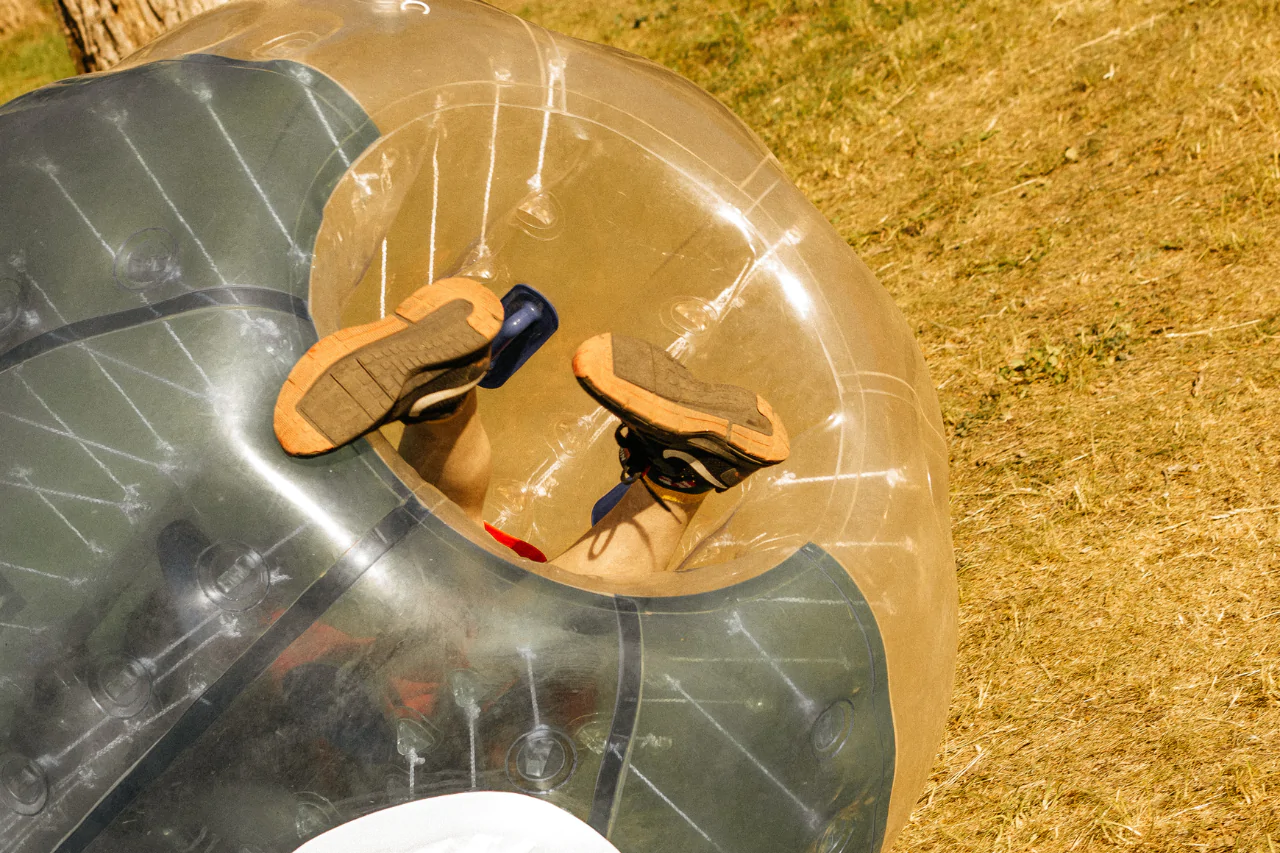 Весёлый тимбилдинг с бамперболом в R-парке