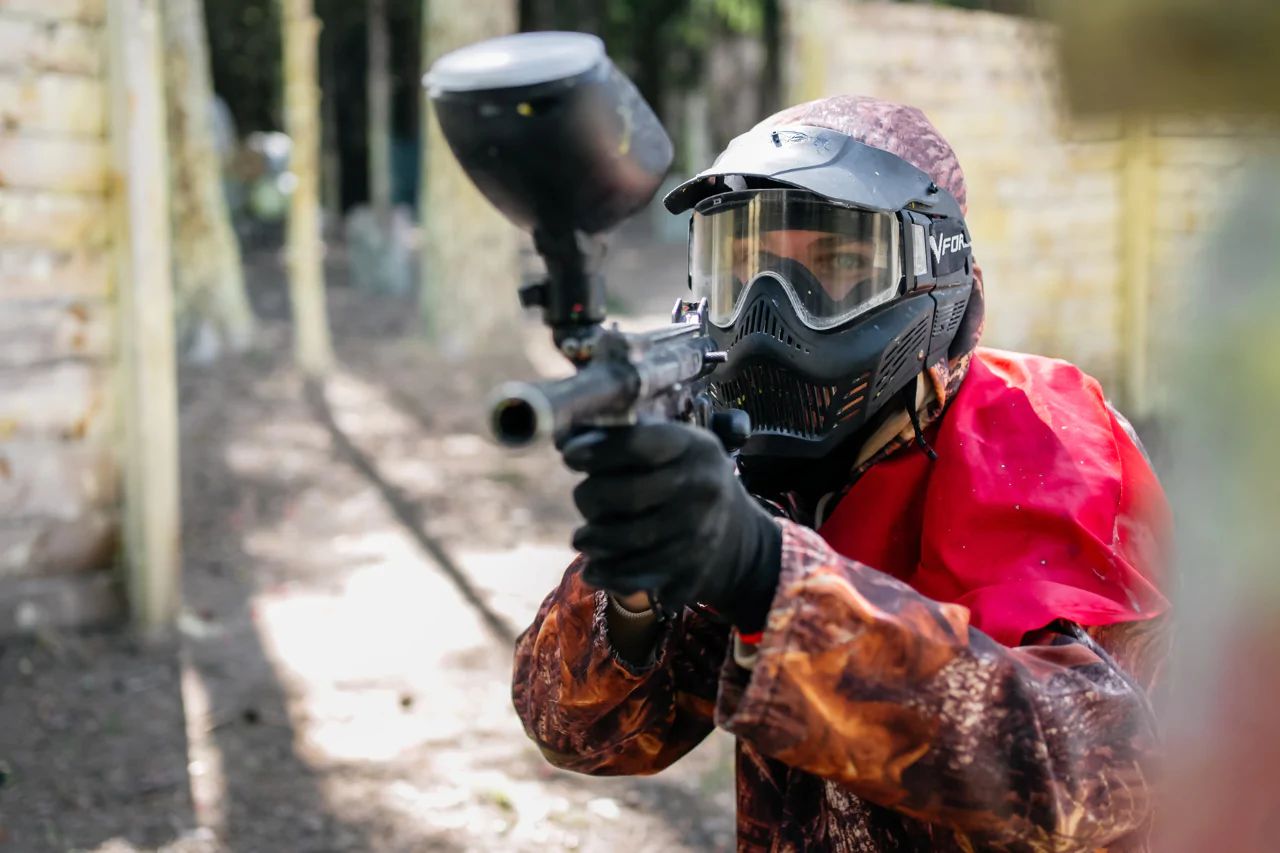 Тимбилдинг с пейнтболом в R-парк, Минск